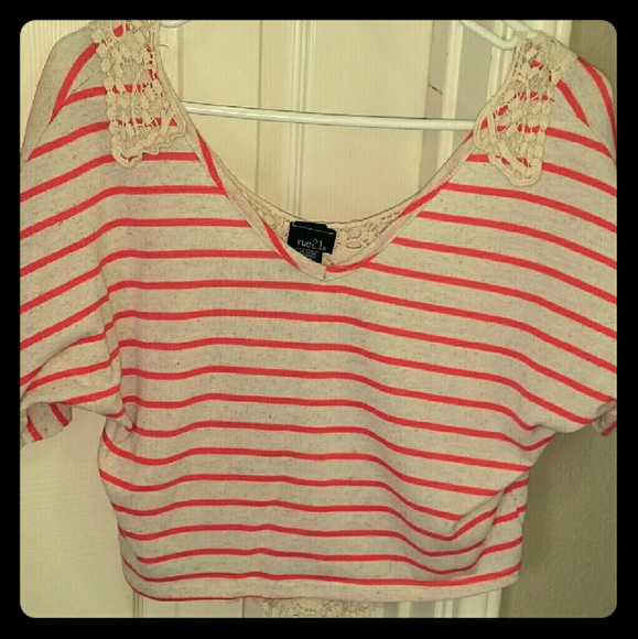 Pink and cream dolman crop top - Picture 1 of 3