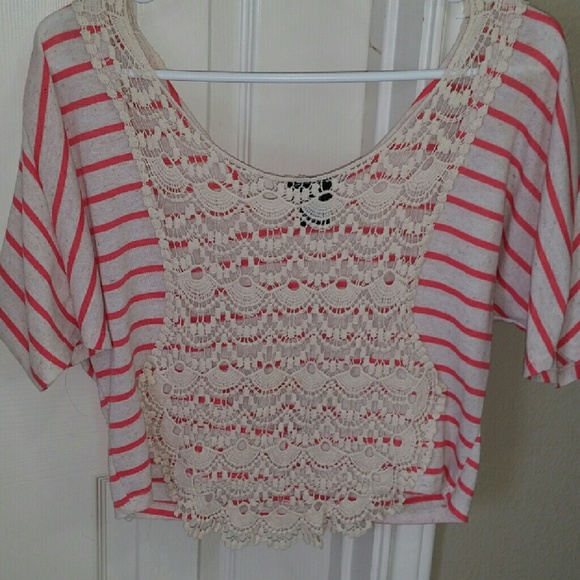 Pink and cream dolman crop top - Picture 2 of 3