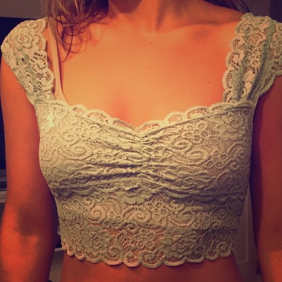 Beautiful Lace Teal Crop top. NEW!