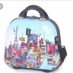 Looking for Paris vanity case it luggage