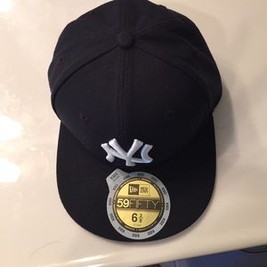 Kids Yankee baseball hat