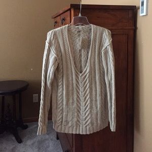 Banana Republic khaki cable knit sweater Size L