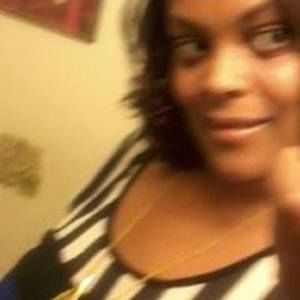 Meet your Posher, Latoya