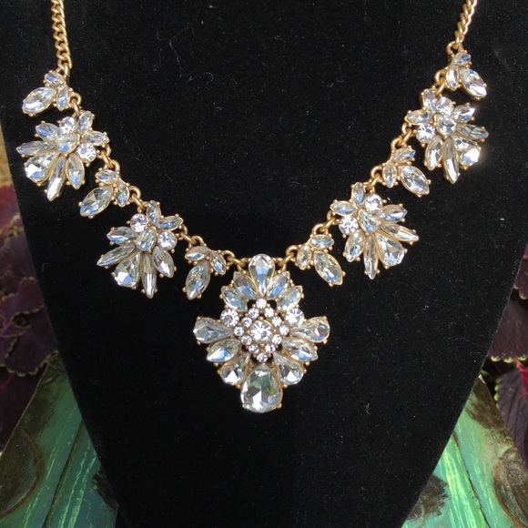 J CREW NECKLACE - Picture 2 of 4