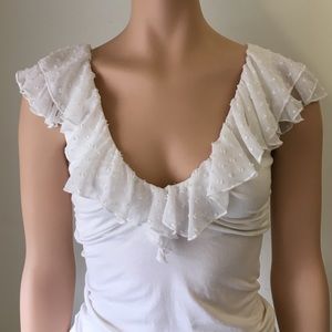 BEBE White bodyCon top with low V