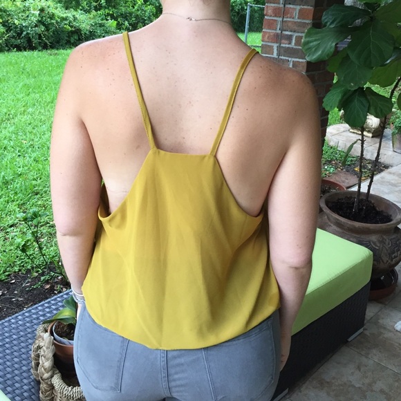 Silky and slinky cropped top - Picture 2 of 2