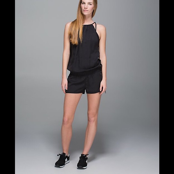 Lululemon Heat the Street Onesie Romper size 6