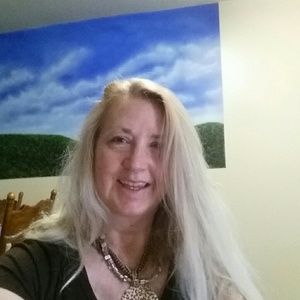 Meet your Posher, Dorene