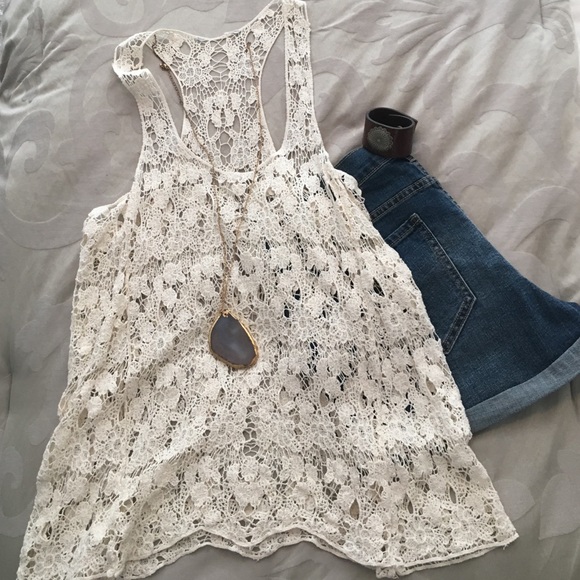 Stitch cream top