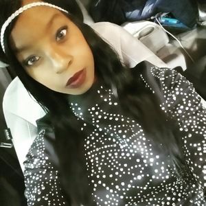 Meet your Posher, Alisha d.