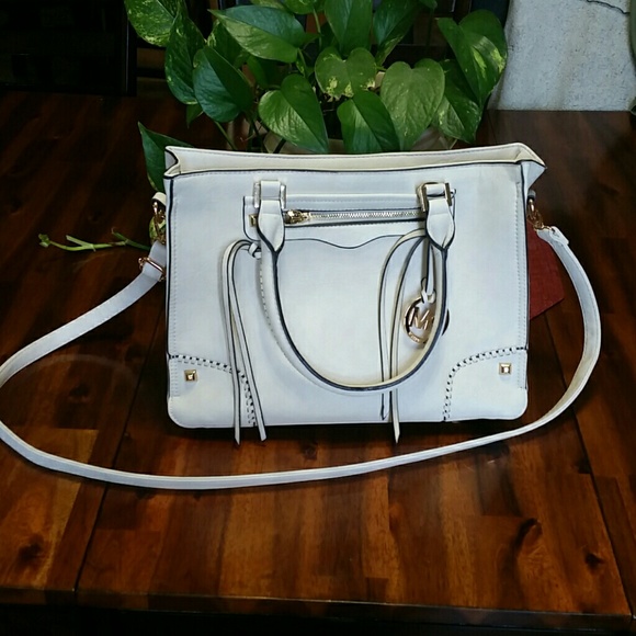 Large tote