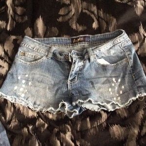 Short jean shorts