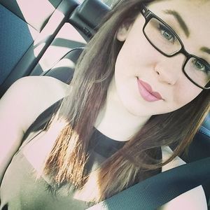 Meet your Posher, Alexandra