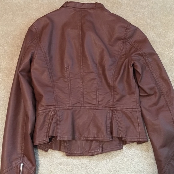 Express Leather Crop jacket - Picture 4 of 4
