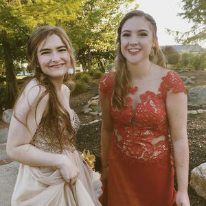 Meet your Posher, Elsa