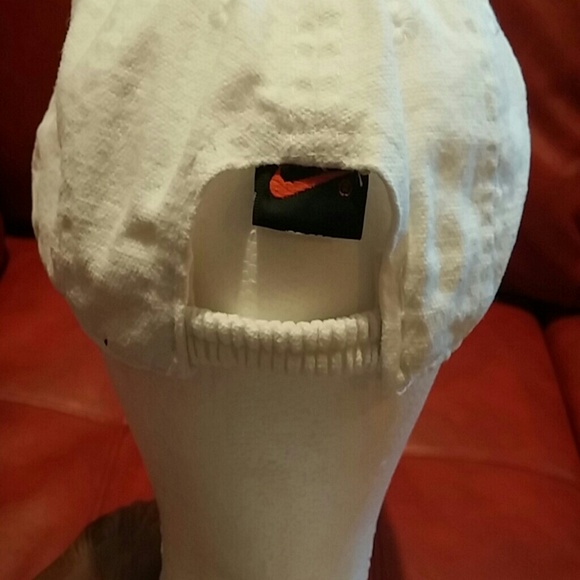 Nike Cap /Destressed - Picture 2 of 4