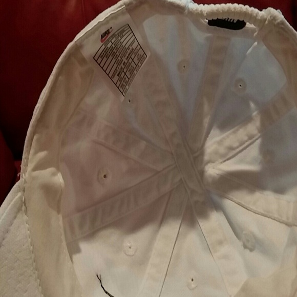 Nike Cap /Destressed - Picture 3 of 4