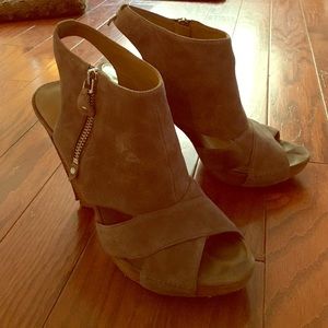 Belle by Sigerson Morrison heels