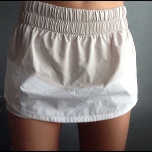 Lulu tennis skirt 🚫SOLD🚫
