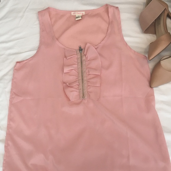 Zipper ruffle top