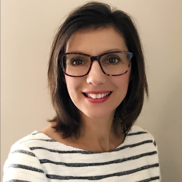 Meet your Posher, Annette - Picture 2 of 2