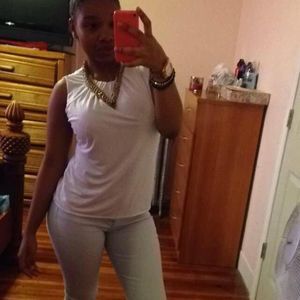 Meet your Posher, Aisha