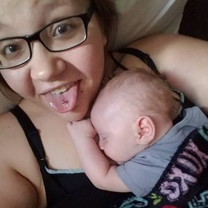 Meet your Posher, Katelyn