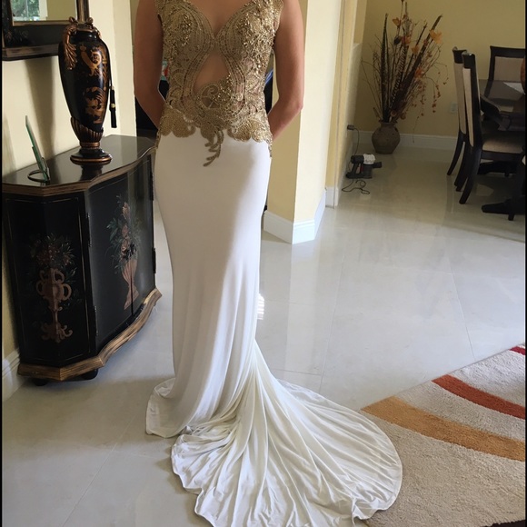 Prom dress