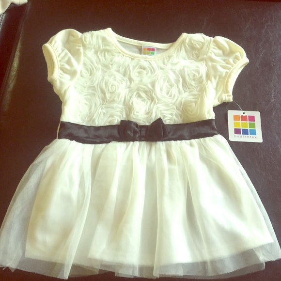 White dress shirt