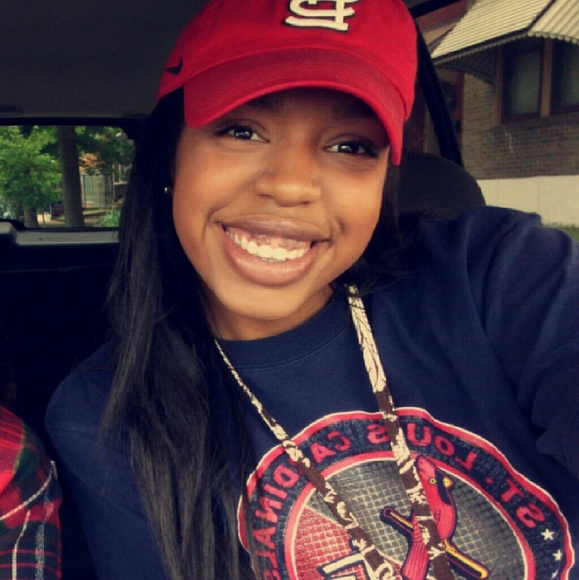 Meet your Posher, Erin - Picture 1 of 1