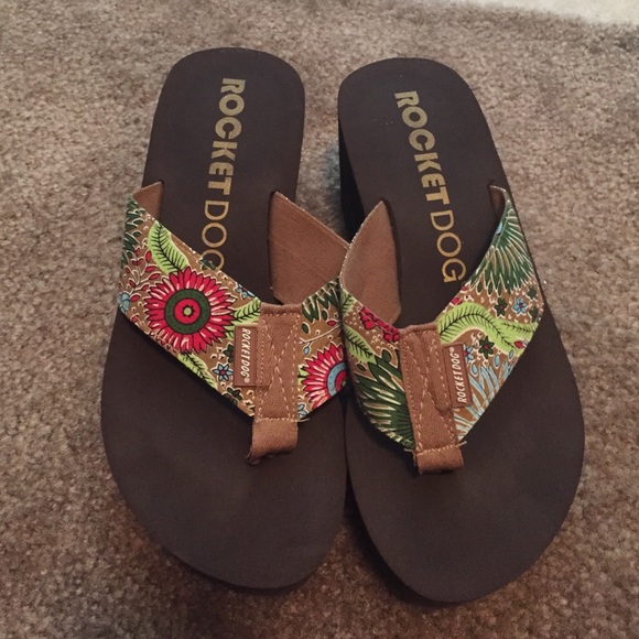 Ticket Dog Platform Flips