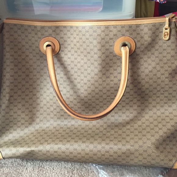 More pics of auth Gucci Tote