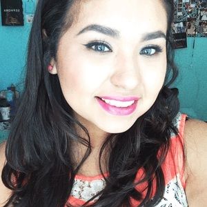 Meet your Posher, Brianna