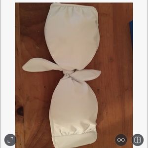 White Victoria's Secret bikini top