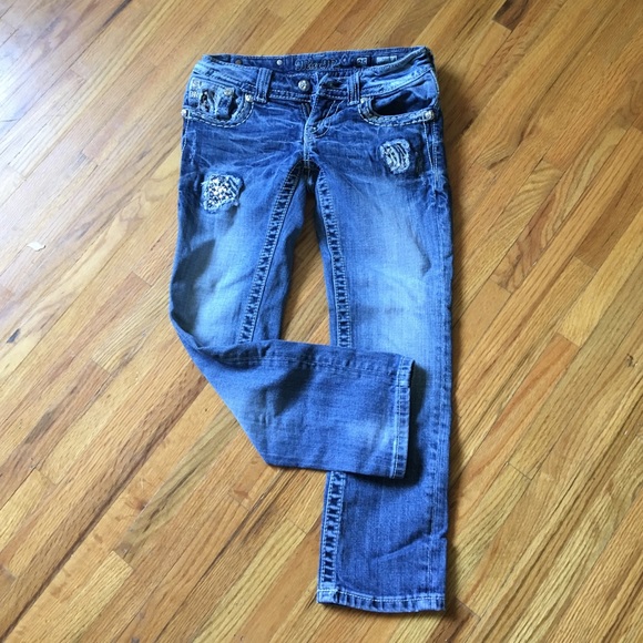 Miss Me Capri Jeans - Picture 4 of 4