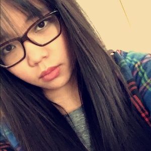 Meet your Posher, Lily