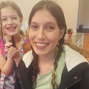 Meet your Posher, Marisa