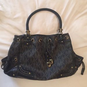 Michael Kors purse