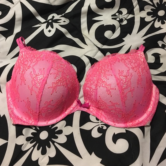 VS 34 DD Very Sexy Push-Up Bra