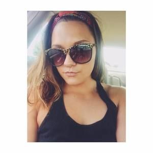 Meet your Posher, Jillian