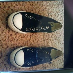 Converse with elastic shoe strings origianlly $125