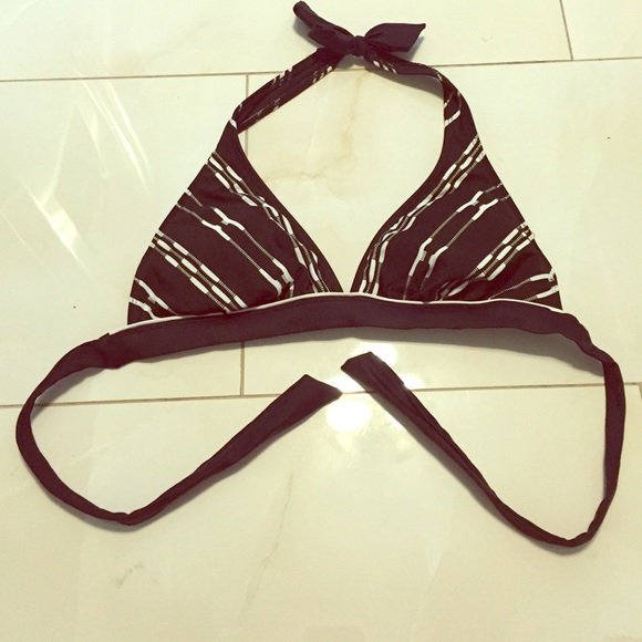 Black and white swim suit top 24th & ocean