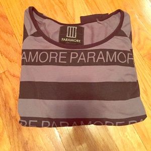 Hot Topic Paramore Pull over Sweater Size Large