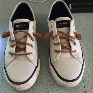 white sperries