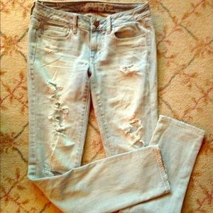 Light wash jeans