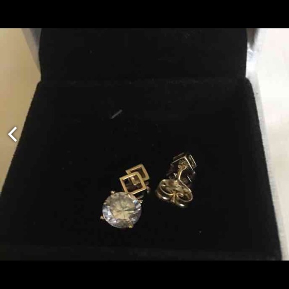 Sold - Picture 2 of 3