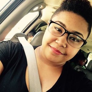 Meet your Posher, Nina