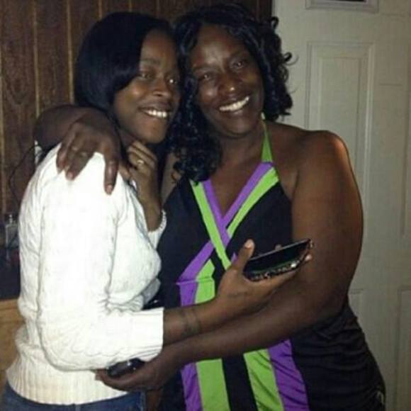 Meet your Posher, Roxanna - Picture 1 of 1