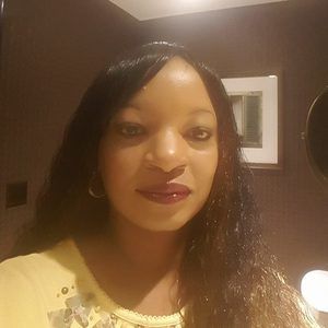 Meet your Posher, Roxanne