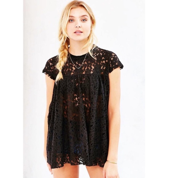 ‼️SOLD‼️UO Kimichi blue lace top
